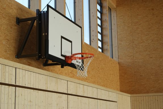 Ausstattung Montage Basketball Wandanlage Anlage